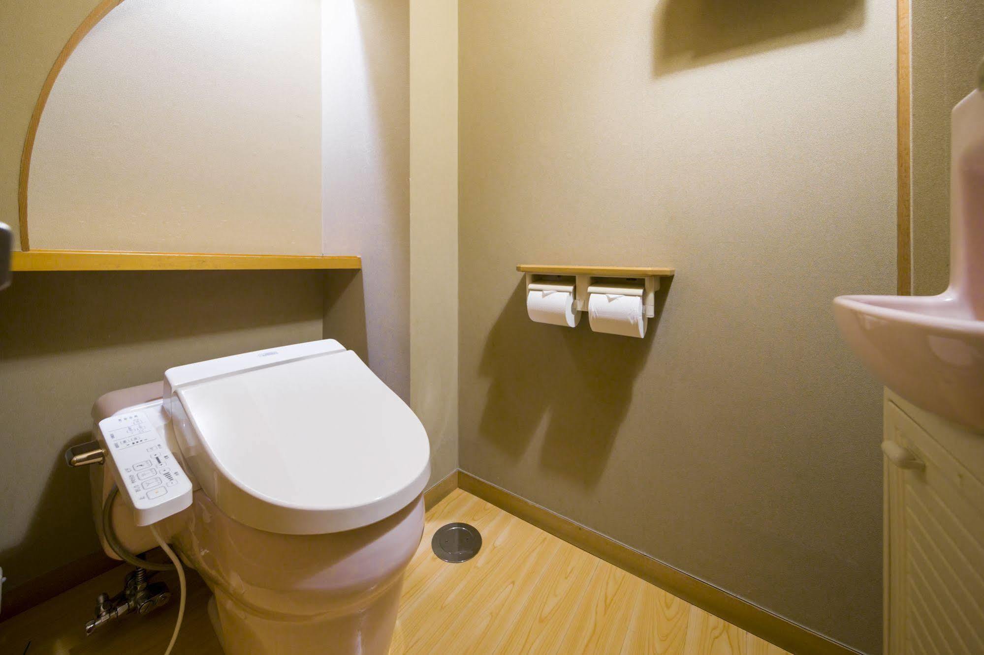 Hotel Kaneyamaen Fujiyoshida Dış mekan fotoğraf